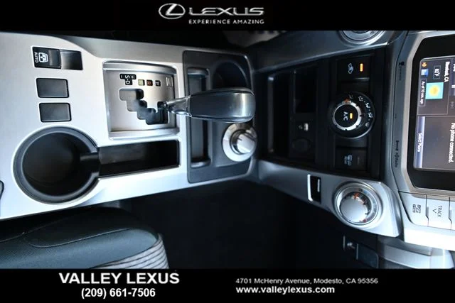 Used 2018 Gray Toyota SR5 image 9