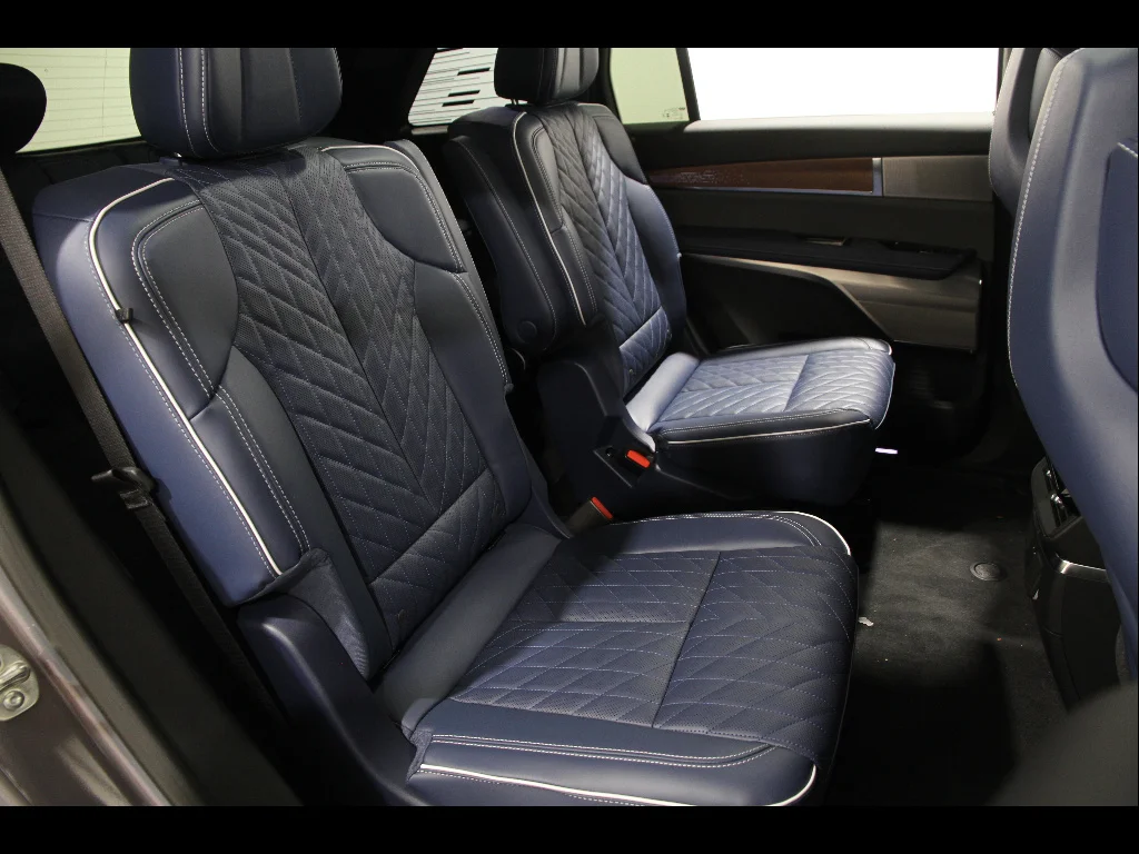 2026 Cadillac VISTIQ Premium Luxury - Photo 17