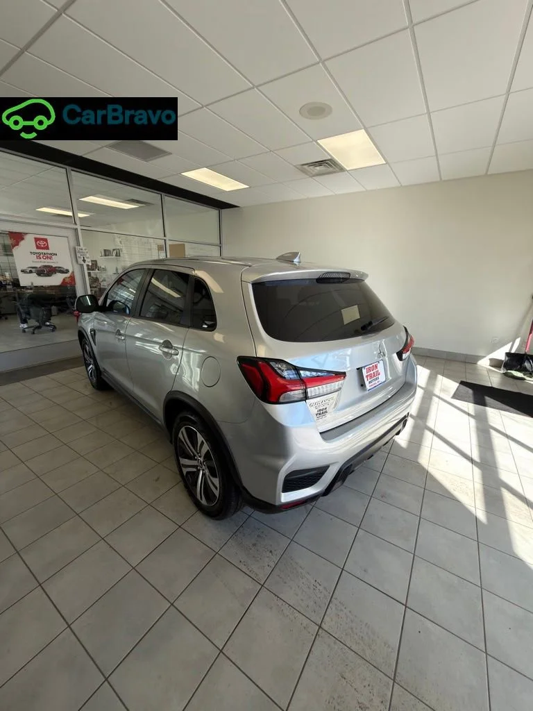 2025 Mitsubishi Outlander Sport ES - Photo 19