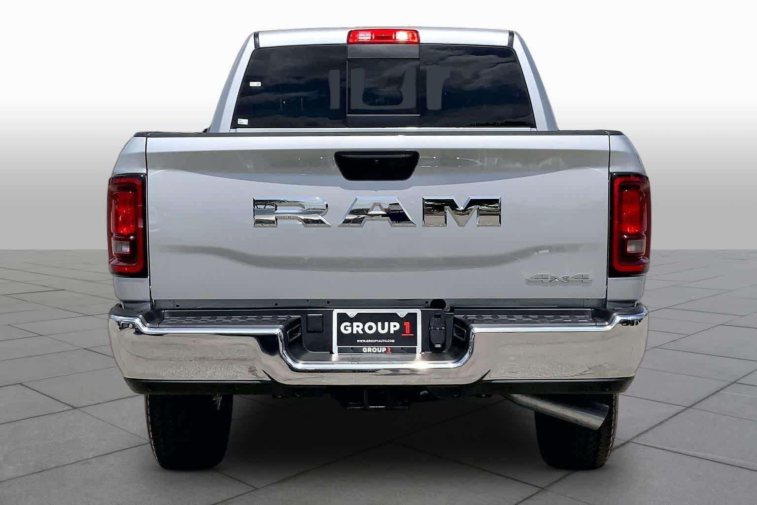 New 2026 Silver-Zynith Exterior Paint RAM Tradesman image 4
