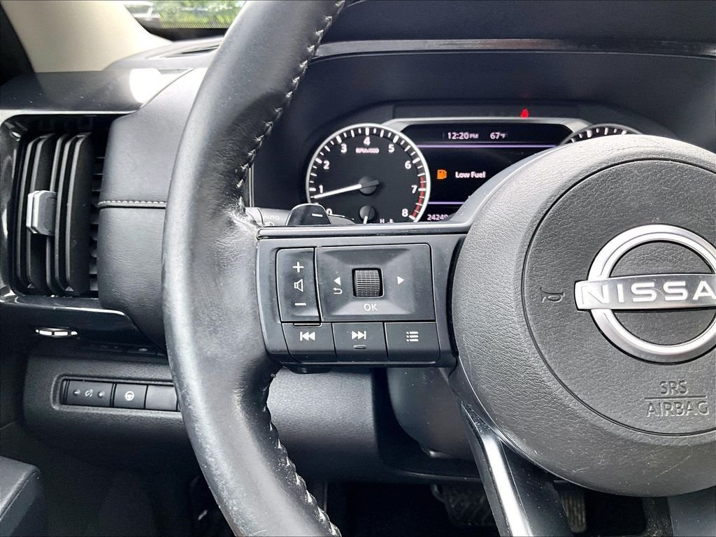 Used 2024 Silver Nissan SV image 23