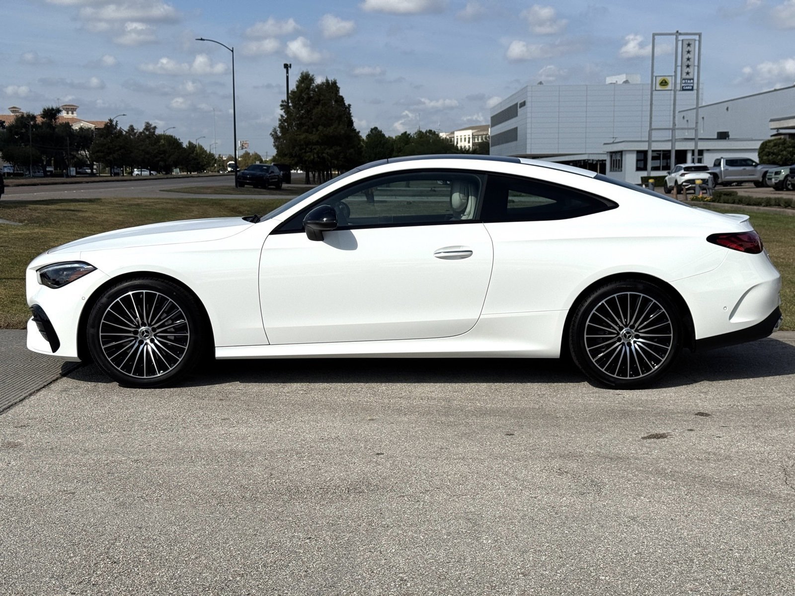 New 2026 Polar White Mercedes-Benz CLE 300 image 27
