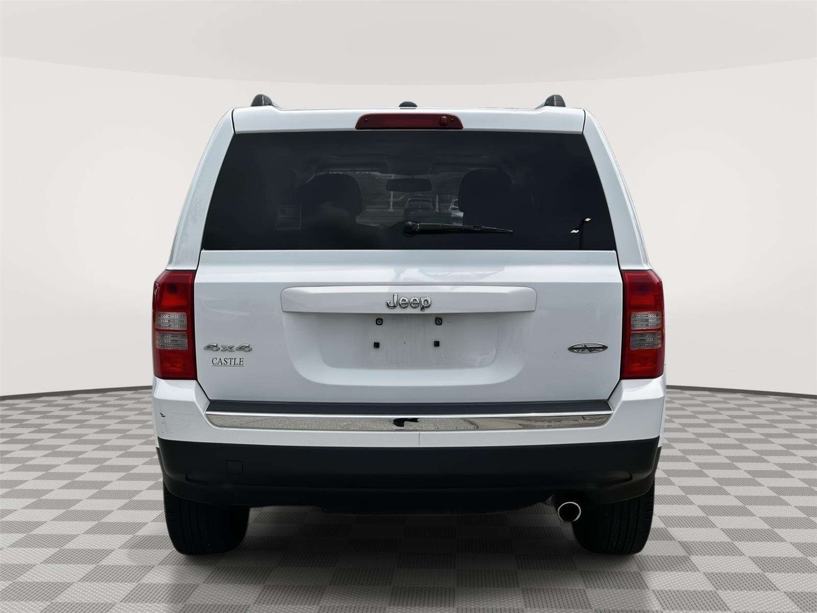 Used 2016 Bright White Clearcoat Jeep High Altitude Edition image 3