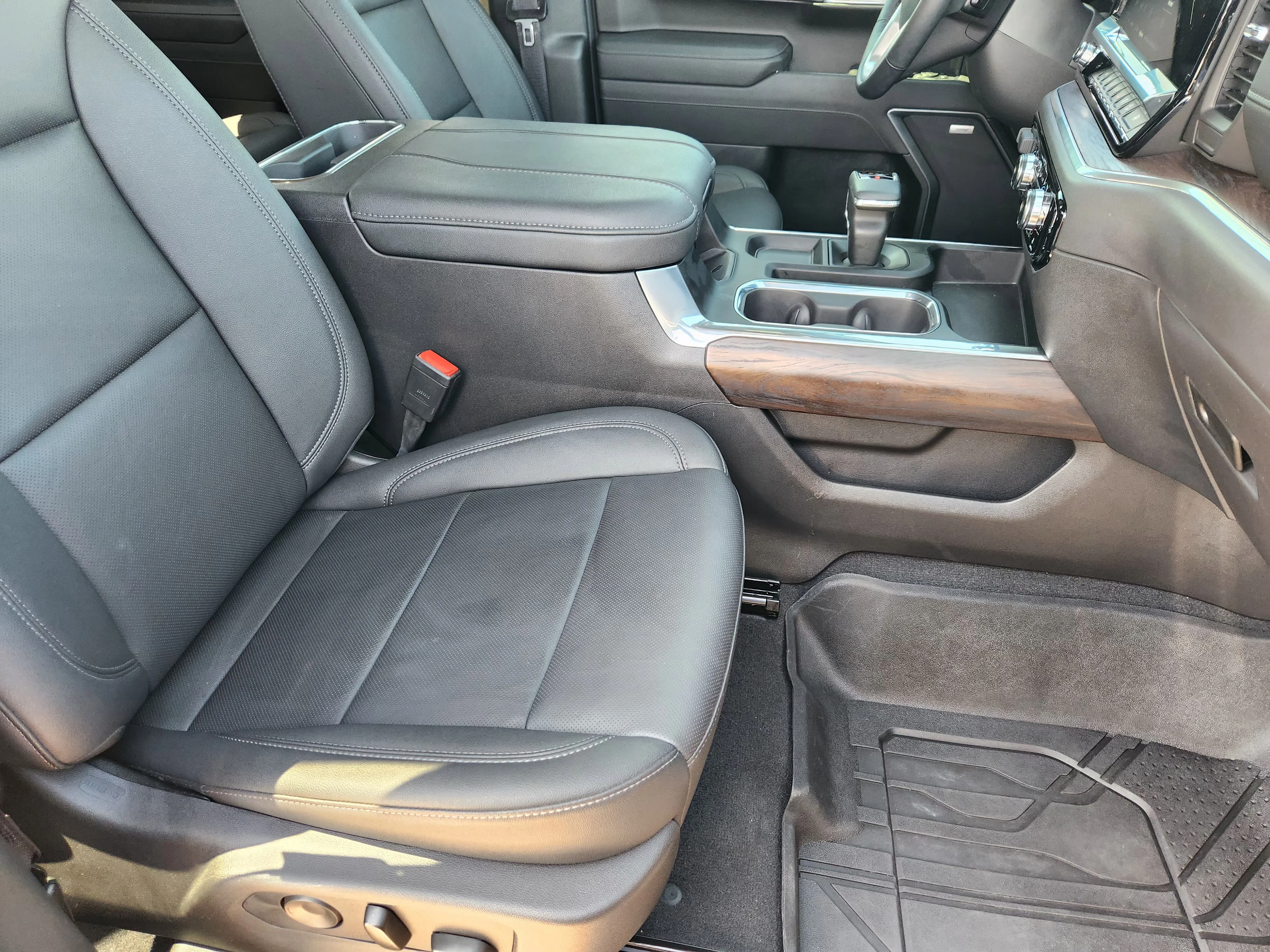 Used 2026 Sterling Metallic GMC SLT image 15