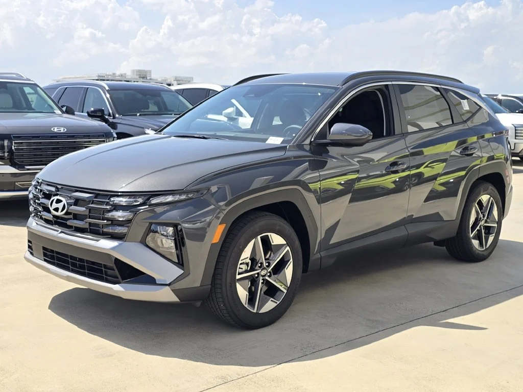 New 2026 Gray Hyundai SEL Premium image 1