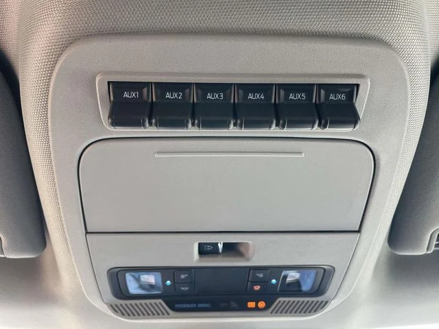 New 2026 Gray Ford XL image 5