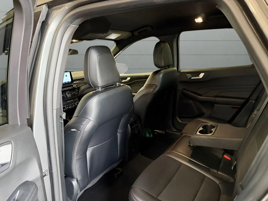 Used 2024 Gray Ford ST-Line image 22