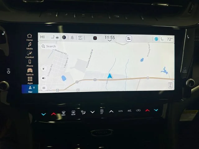 New 2026 Black Jeep Laredo Altitude image 31