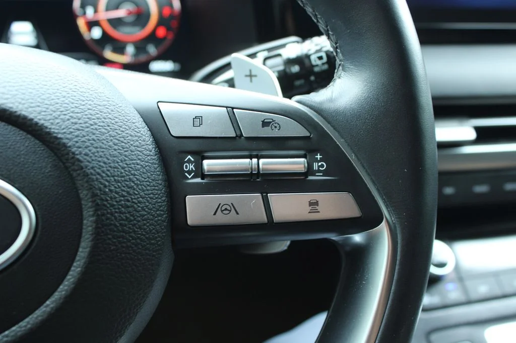 Used 2023 Hyper White Hyundai Limited image 41