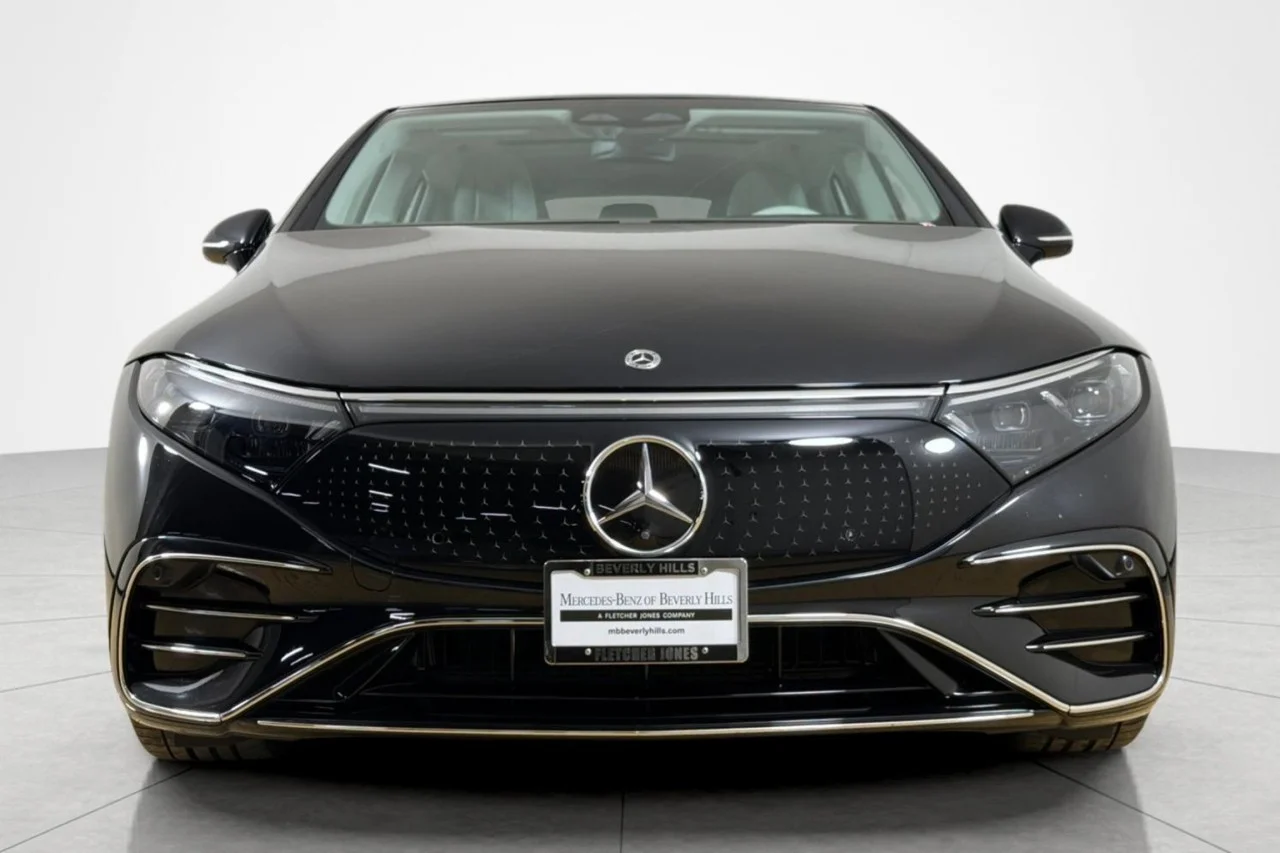Certified Used 2023 Obsidian Black Metallic Mercedes-Benz EQS 450+ image 8