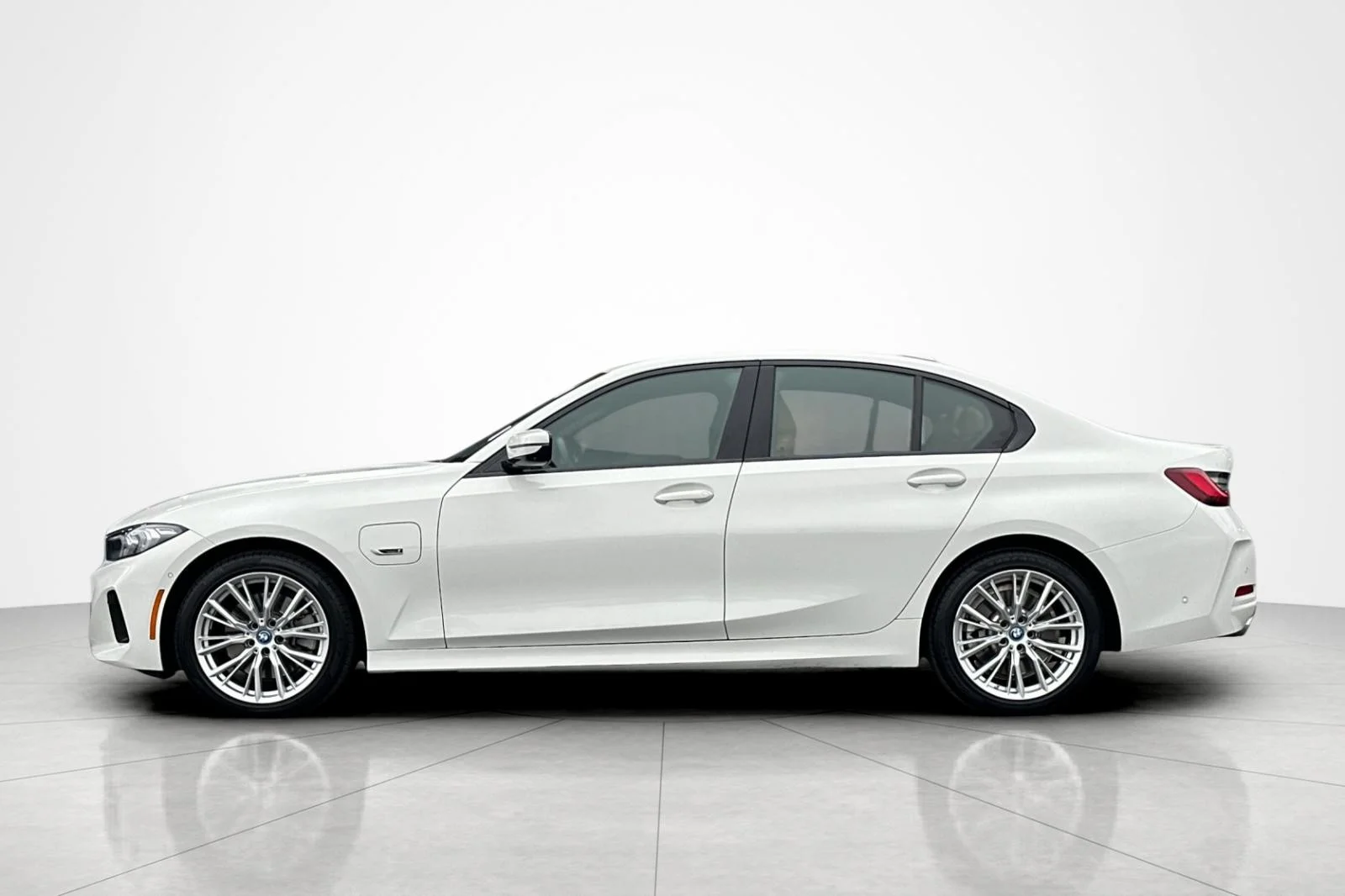 Used 2023 Alpine White BMW 330e image 2