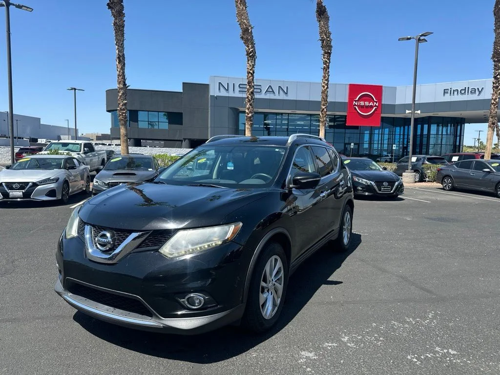 Used 2014 Black Nissan SL image 1