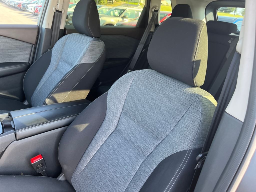 Used 2023 Gray Nissan SV image 12