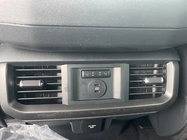 New 2025 Oxford White Ford Tremor® image 40