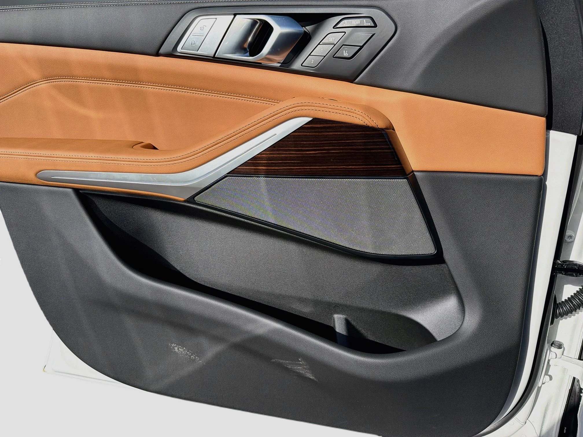 New 2027 Alpine White BMW xDrive40i image 24