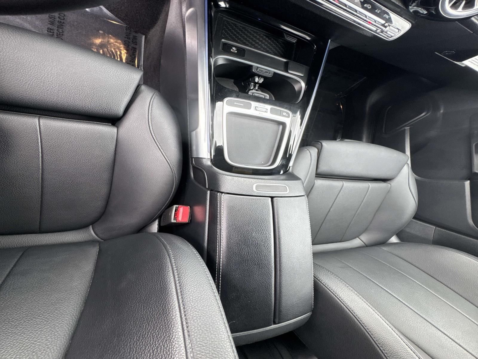 Certified Used 2025 Black Mercedes-Benz GLB 250 image 24