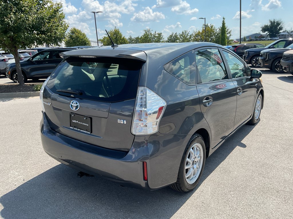 Used 2014 Magnetic Gray Metallic Toyota Two image 9