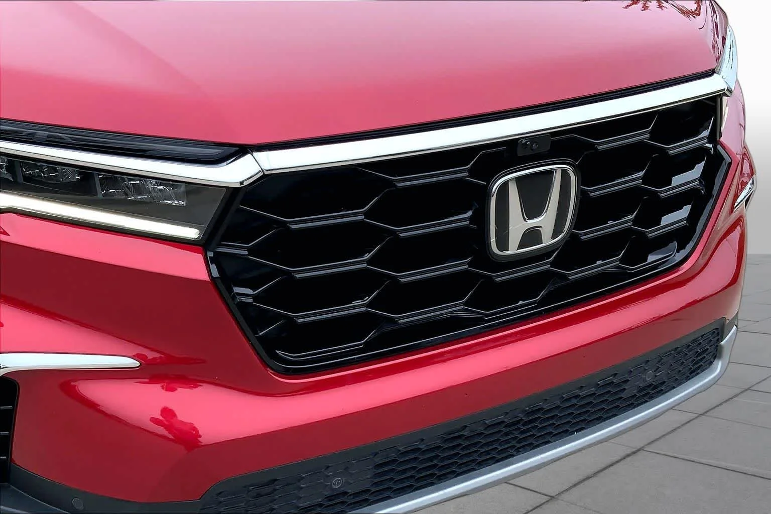 Used 2025 Radiant Red Metallic II Honda Elite image 28