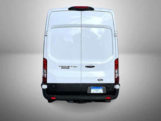 New 2026 Oxford White Ford XL Cargo image 29