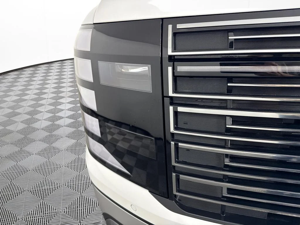 New 2026 White Hyundai SEL Premium image 16