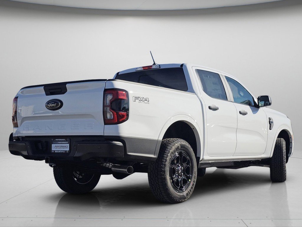 Used 2025 Oxford White Ford XLT image 23