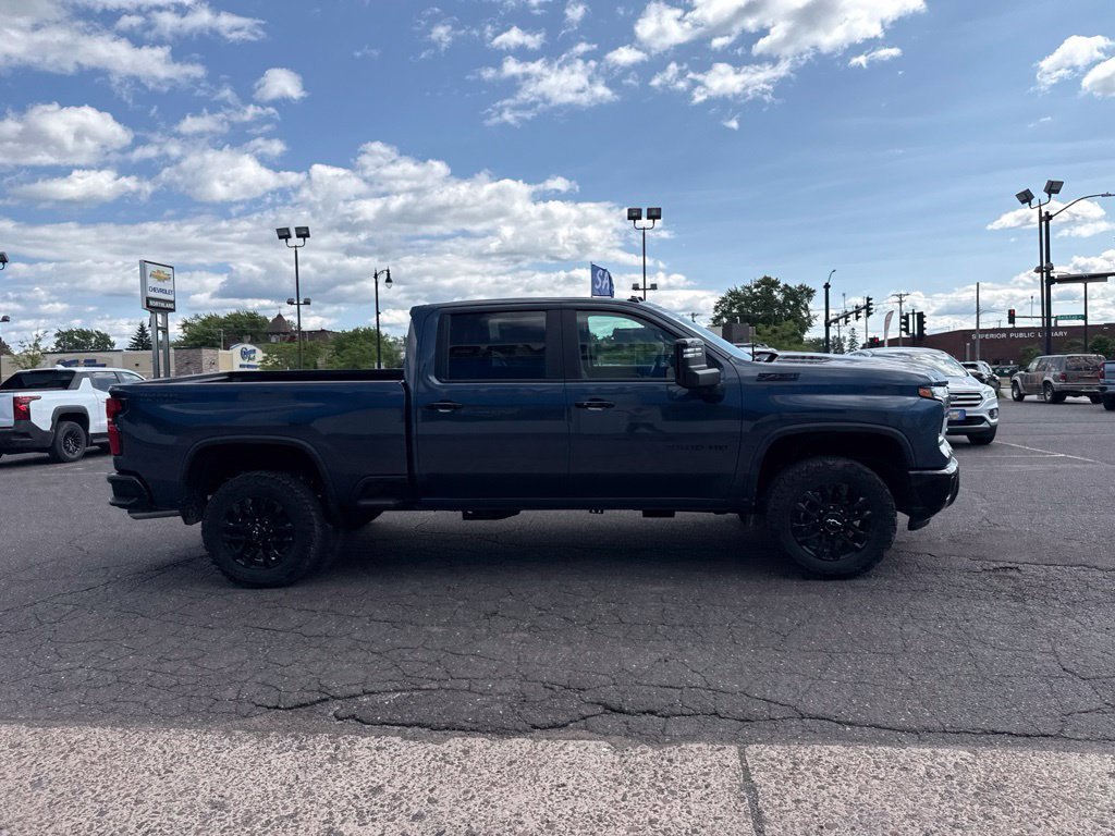 New 2026 Lakeshore Blue Metallic Chevrolet LT image 7