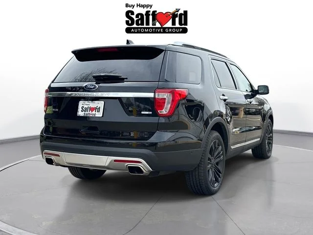 Used 2017 Black Ford Platinum image 9