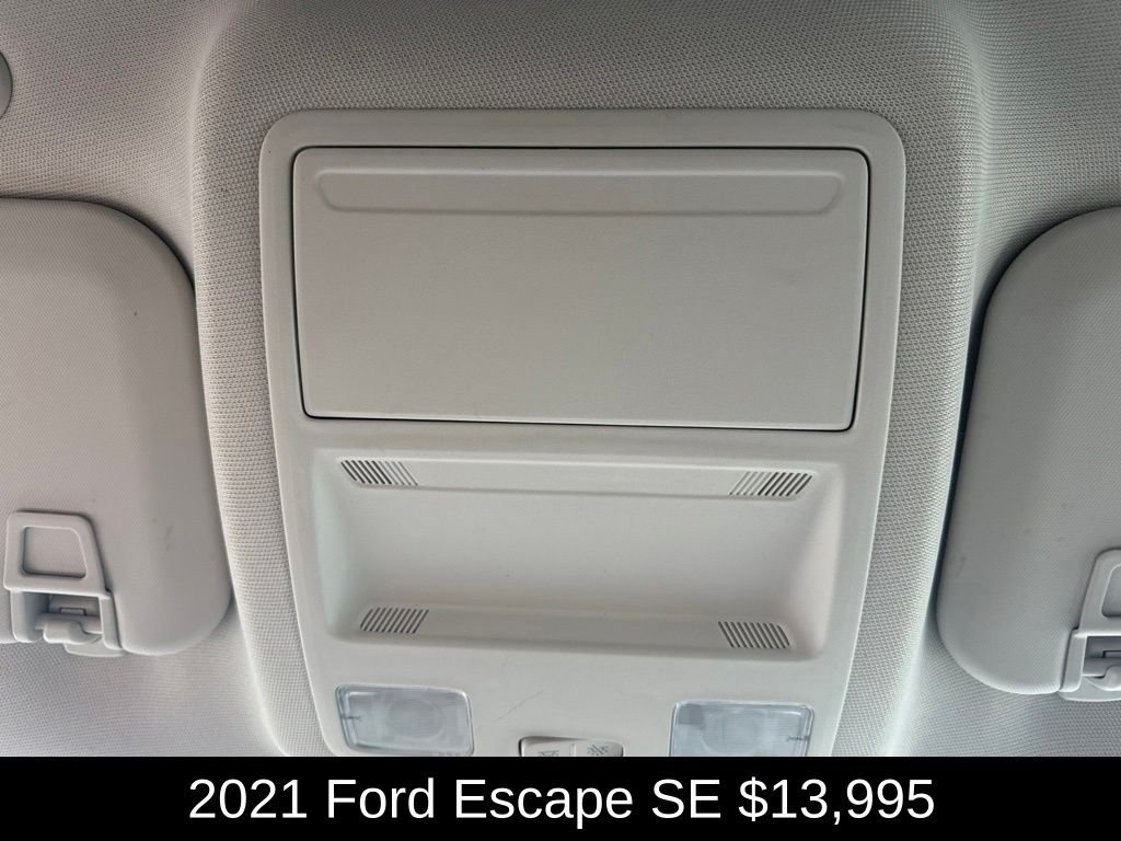 Used 2021 Oxford White Ford SE image 30