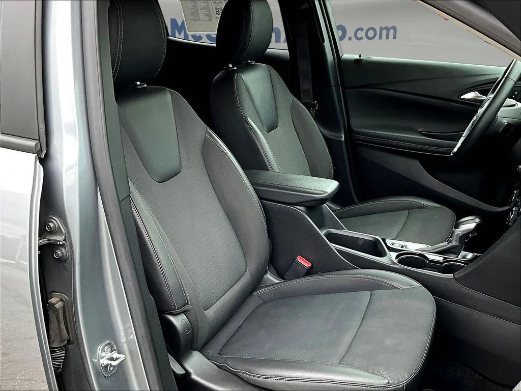 Certified Used 2023 Gray Buick Select image 30