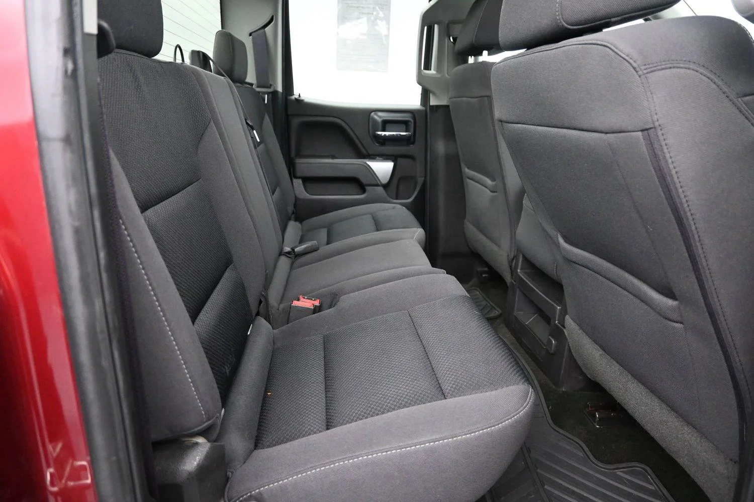 Used 2016 Siren Red Tintcoat Chevrolet LT image 10