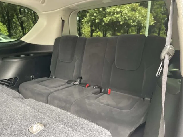 Used 2018 Silver Nissan SV image 12