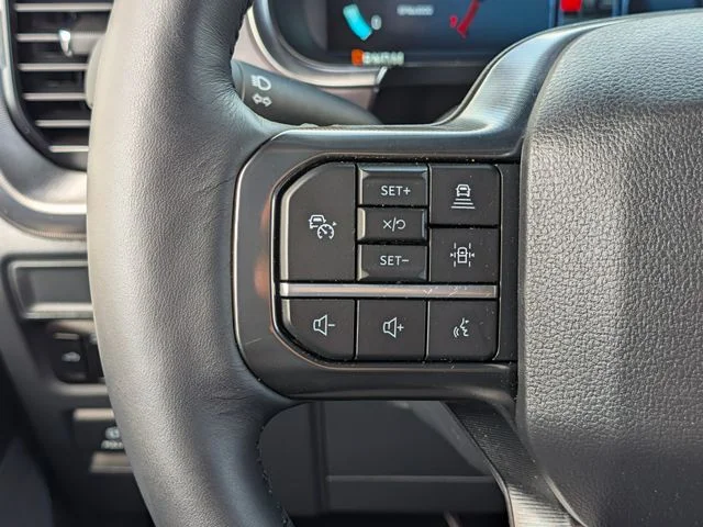 Used 2025 White Ford Platinum image 38