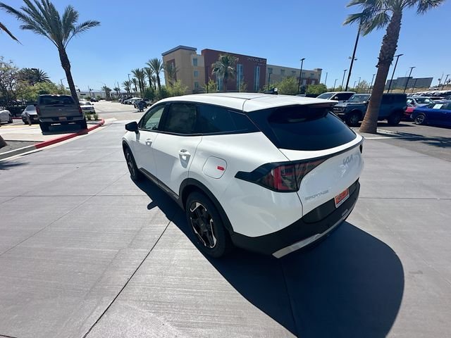 New 2026 Snow White Pearl Kia S image 5
