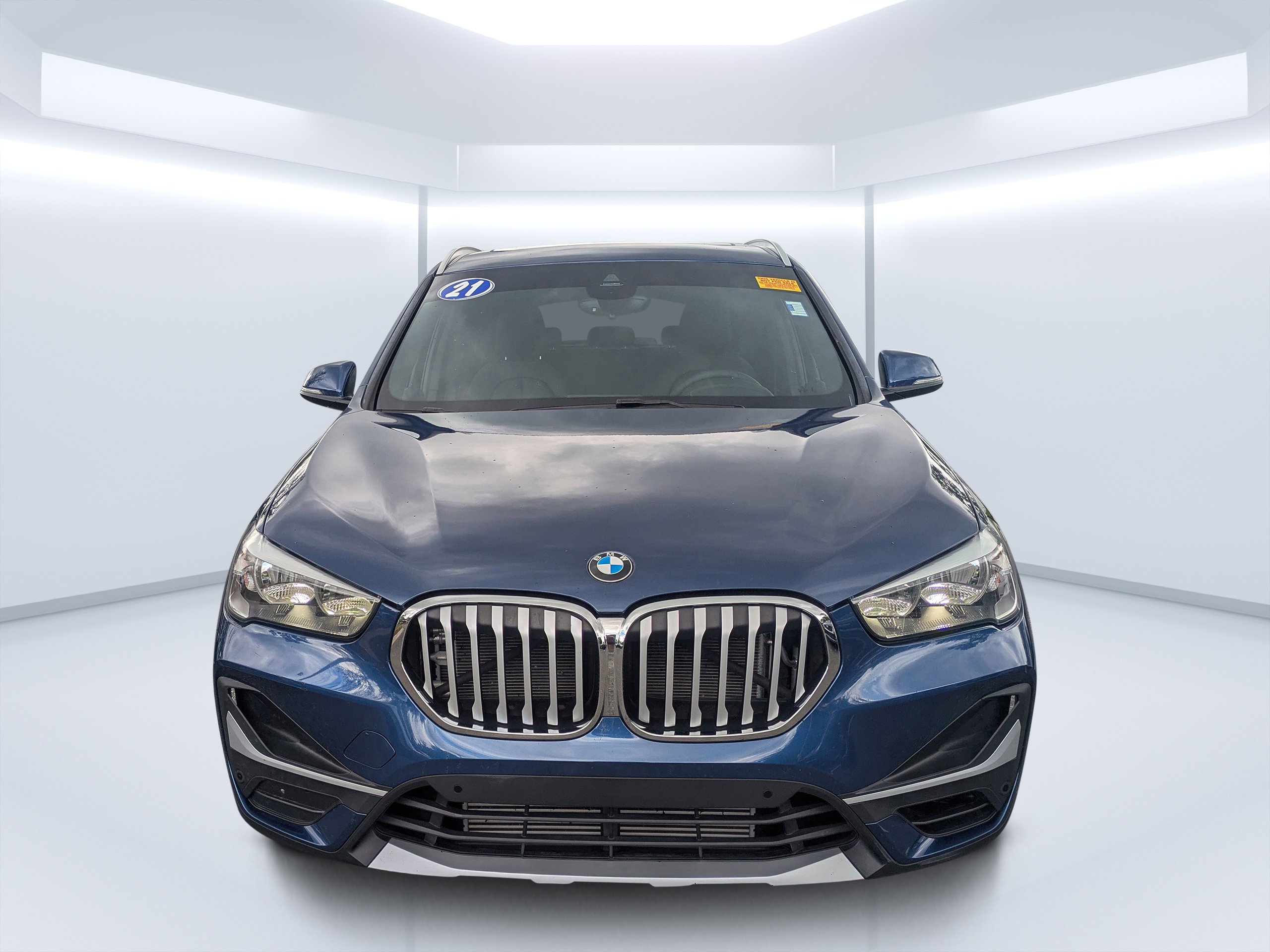 Used 2021 Phytonic Blue Metallic BMW sDrive28i image 8