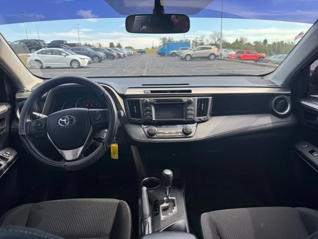 Used 2013 Magnetic Gray Metallic Toyota XLE image 16