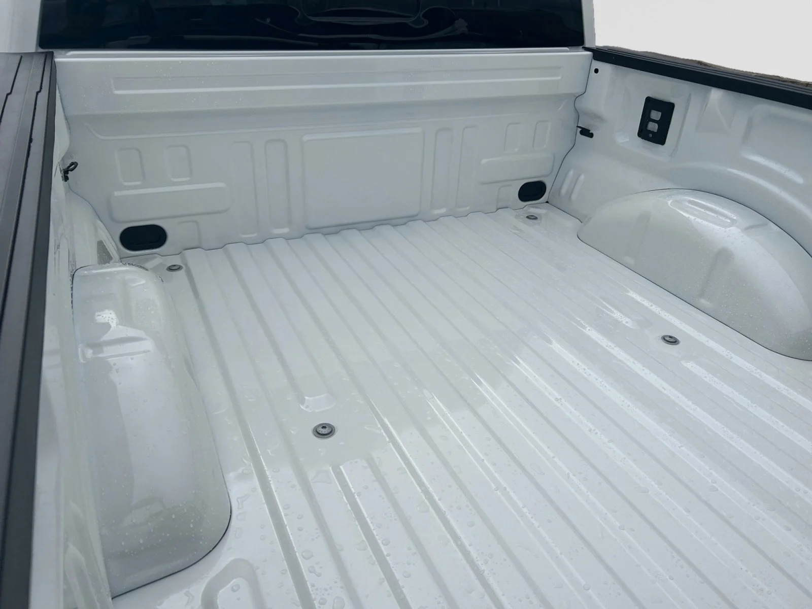 New 2026 Star White Metallic Tri-Coat Ford Platinum image 10