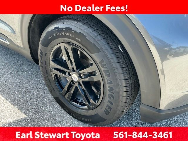Used 2022 Gray Ford XLT image 52