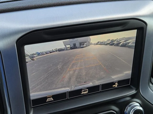 Used 2022 Satin Steel Metallic GMC Elevation image 18