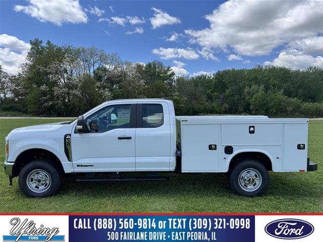 New 2026 Oxford White Ford F-350® XL image 17
