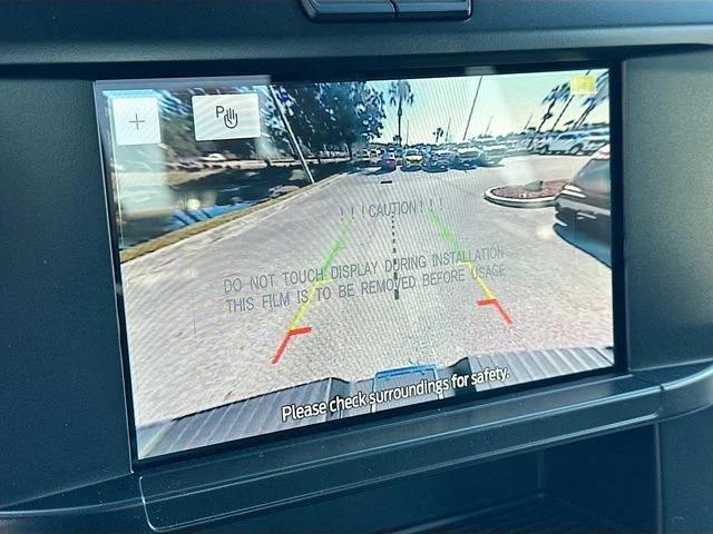 New 2026 Oxford White Ford XLT image 8