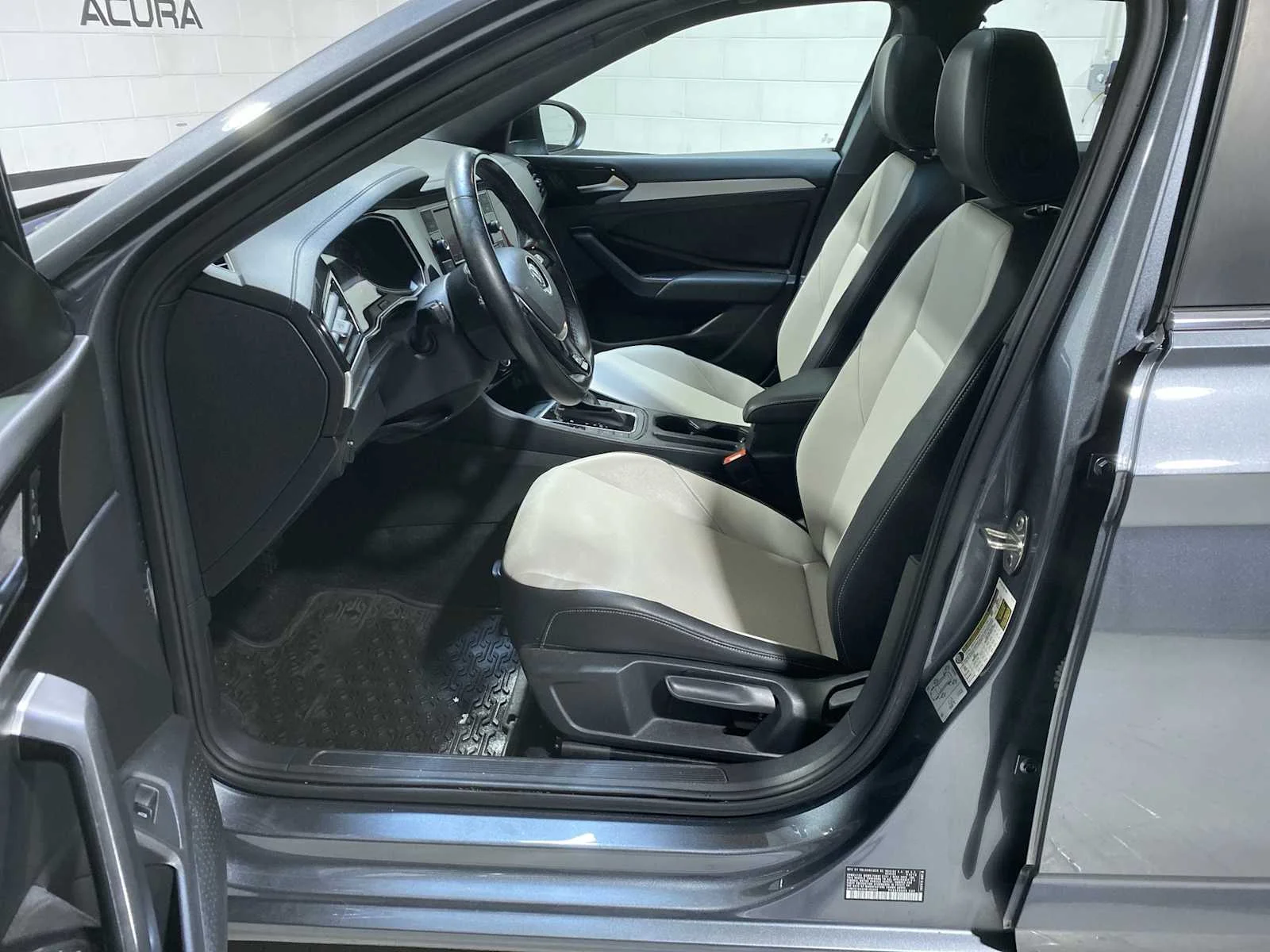 Used 2019 Volkswagen Jetta R-Line with VIN 3VWC57BU4KM186968 for sale in Verona, NJ