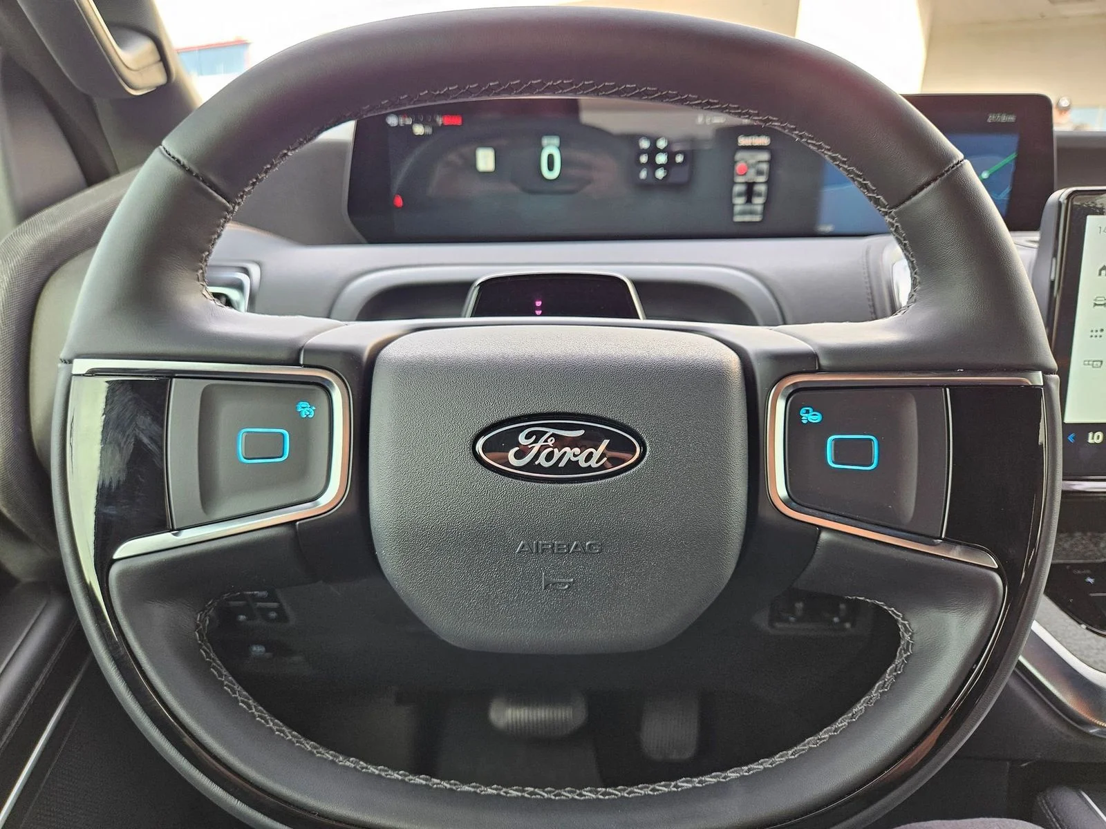 New 2025 Agate Black Metallic Ford TREMOR® image 19