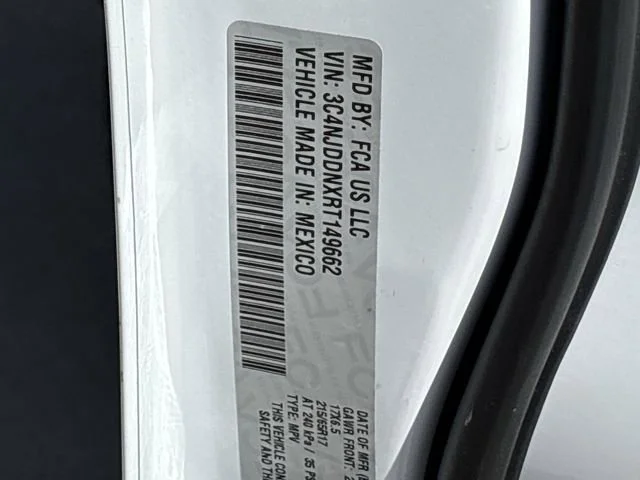 Used 2024 White Jeep Trailhawk 4x4 image 32