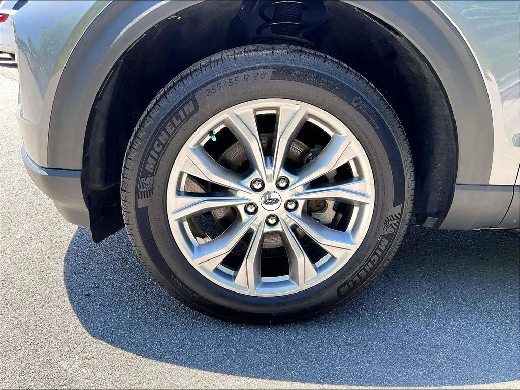 Used 2022 Gray Ford Limited image 22
