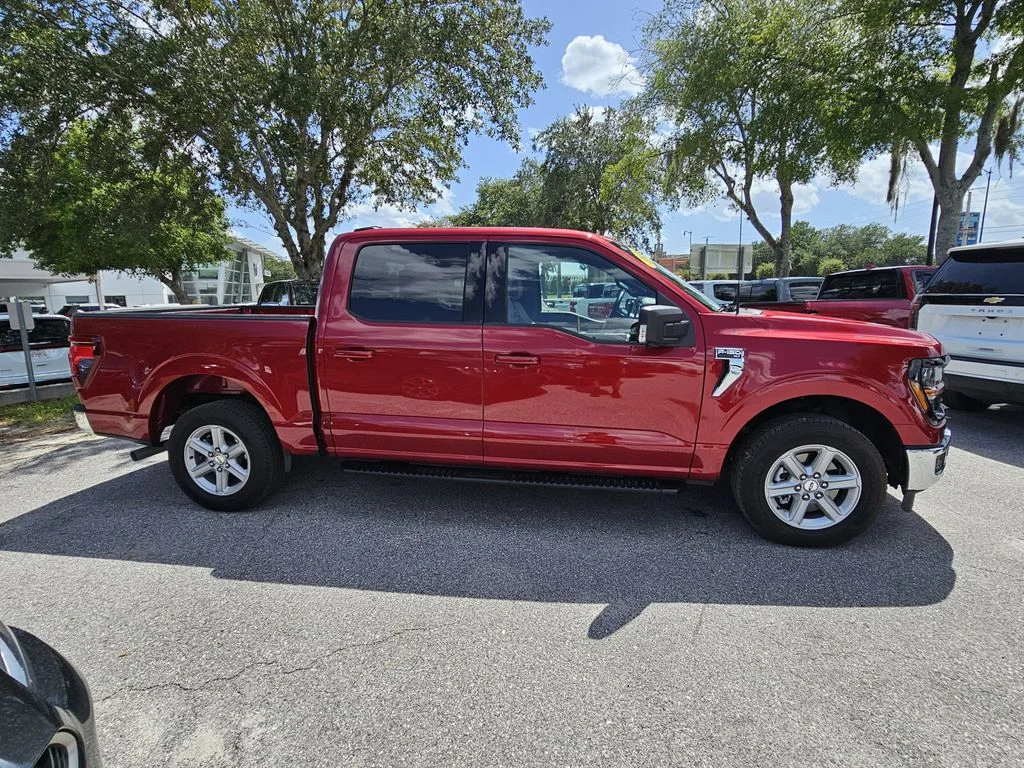 Used 2026 Red Ford XLT image 2