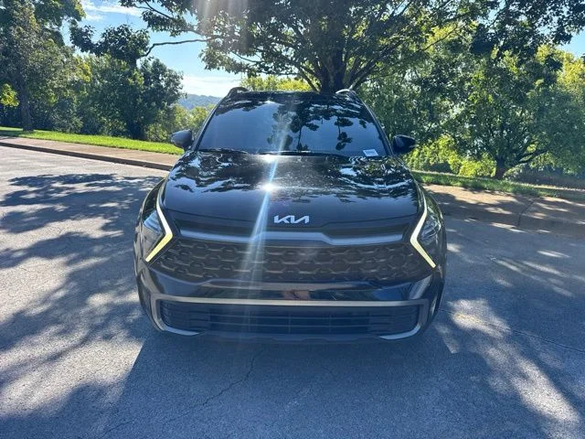 Used 2023 Black Kia X-Line image 2