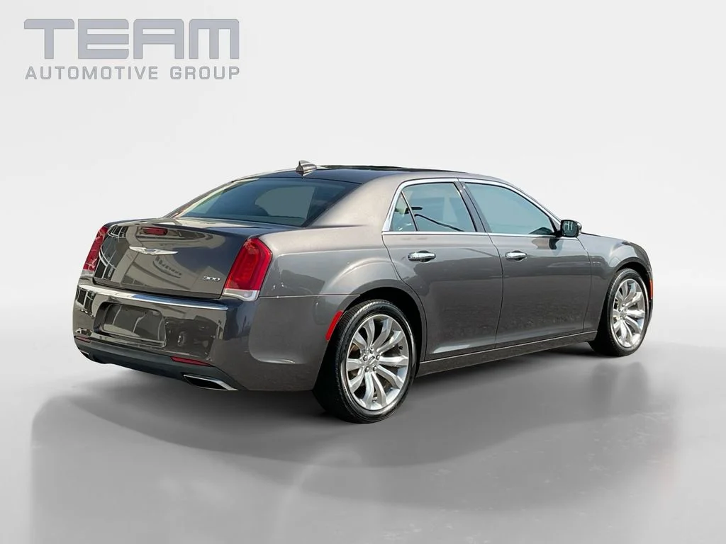Used 2018 Gray Chrysler Limited image 7