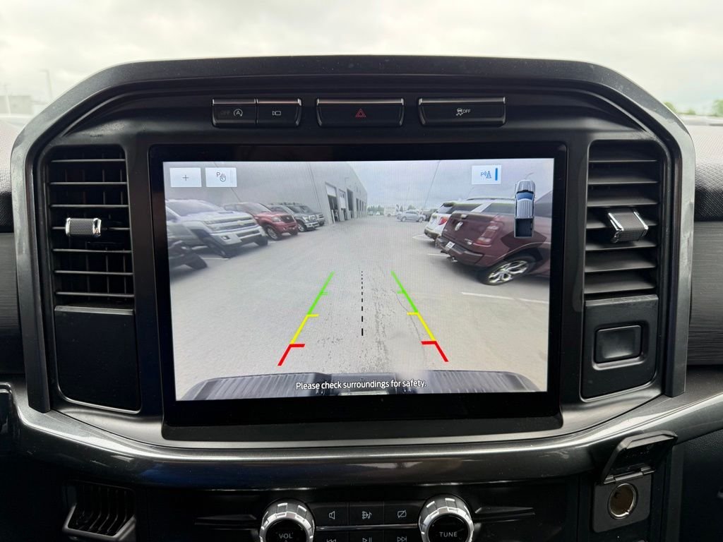Used 2023 Black Ford XLT image 28