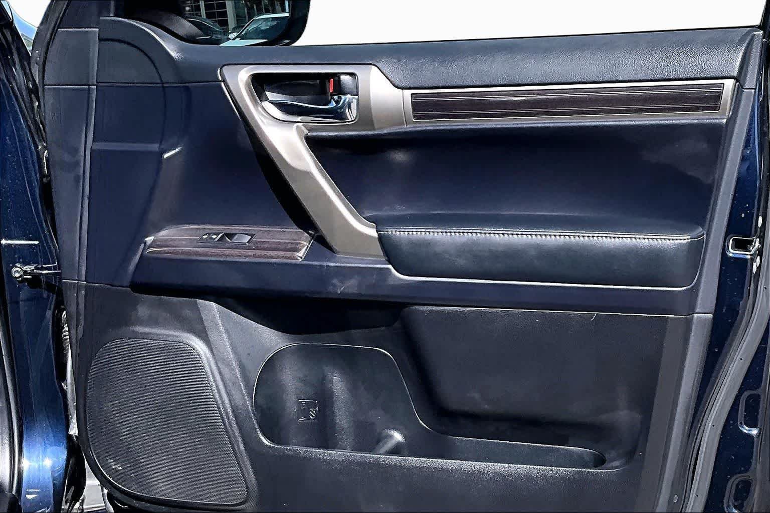 Used 2021 Nightfall Mica Lexus Premium image 26