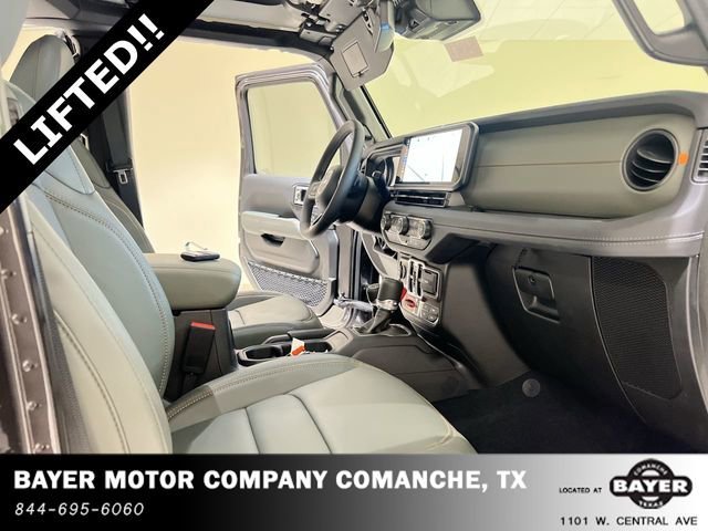 Used 2025 Gray Jeep Mojave X image 26